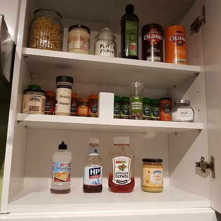 No 35 - 2 Bedroom House 公寓